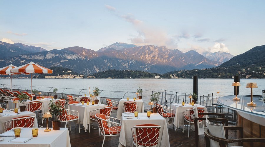 tour in barca per arrivare al ristorante giacomo al lago